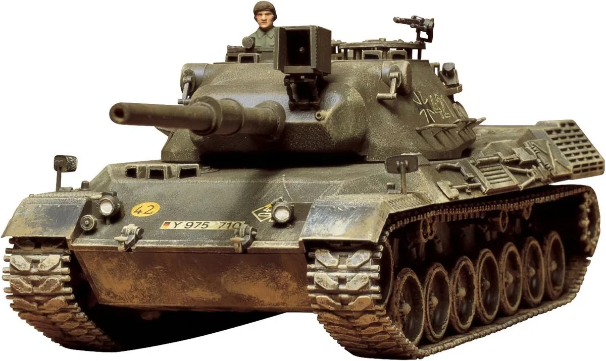 Modellino Carro Armato West German Leopard Medium Tank Scala 1:35 - Sconto 10%