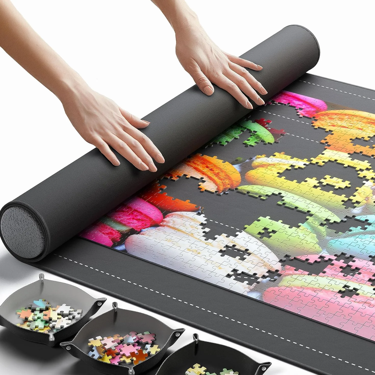 Tappetino Puzzle Newverest 117 × 66 cm, Design Arrotolabile Per Le Tue Serate Di Gioco, Fino a 1500 Pezzi, Poliestere Liscia con Base Antiscivolo, 3 Vassoi, Borsa con Cerniera