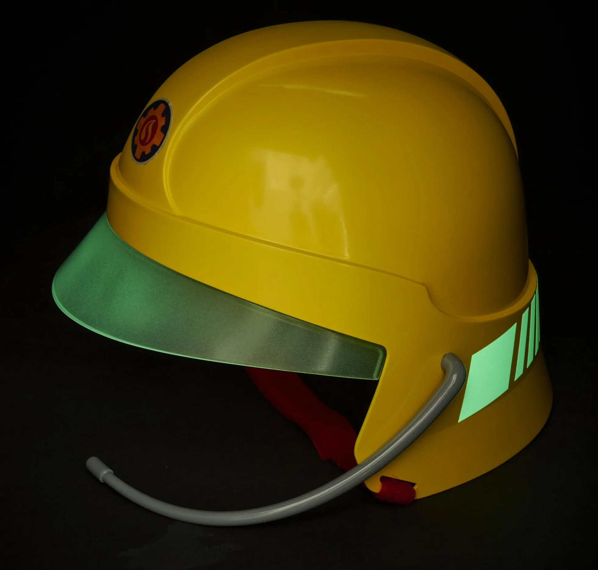 SIMBA 109252596 Sam - Casco da pompiere con visiera e adesivo si illuminano al buio, con microfono, cuscinetti in schiuma all'interno, dai 3 anni in su, rosso