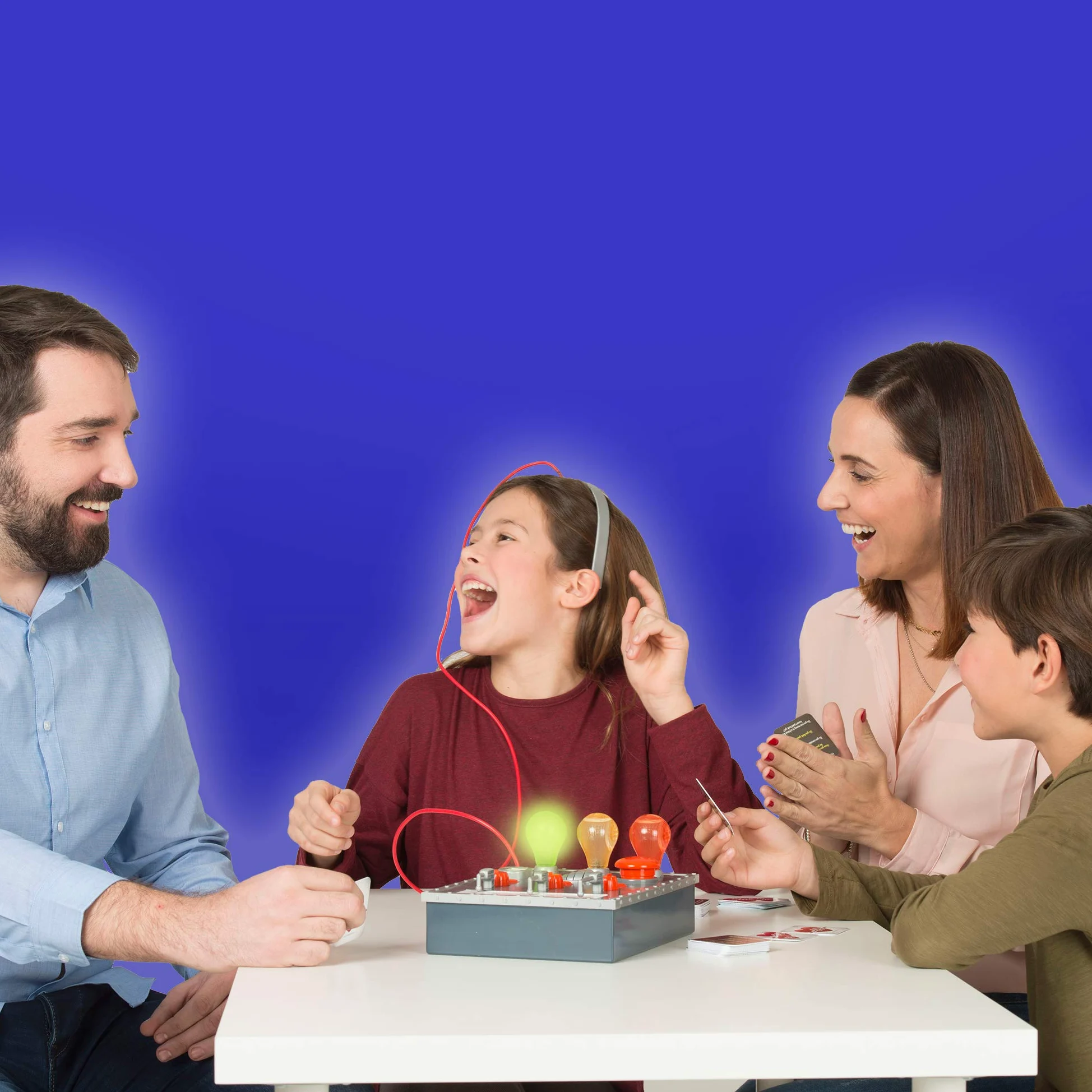 PLAY FUN BY IMC TOYS Macchina delle Bugie (in Italiano), Gioco Bugie e Verità, Gioco da Tavolo per Bambini e Adulti da 8 Anni in Su