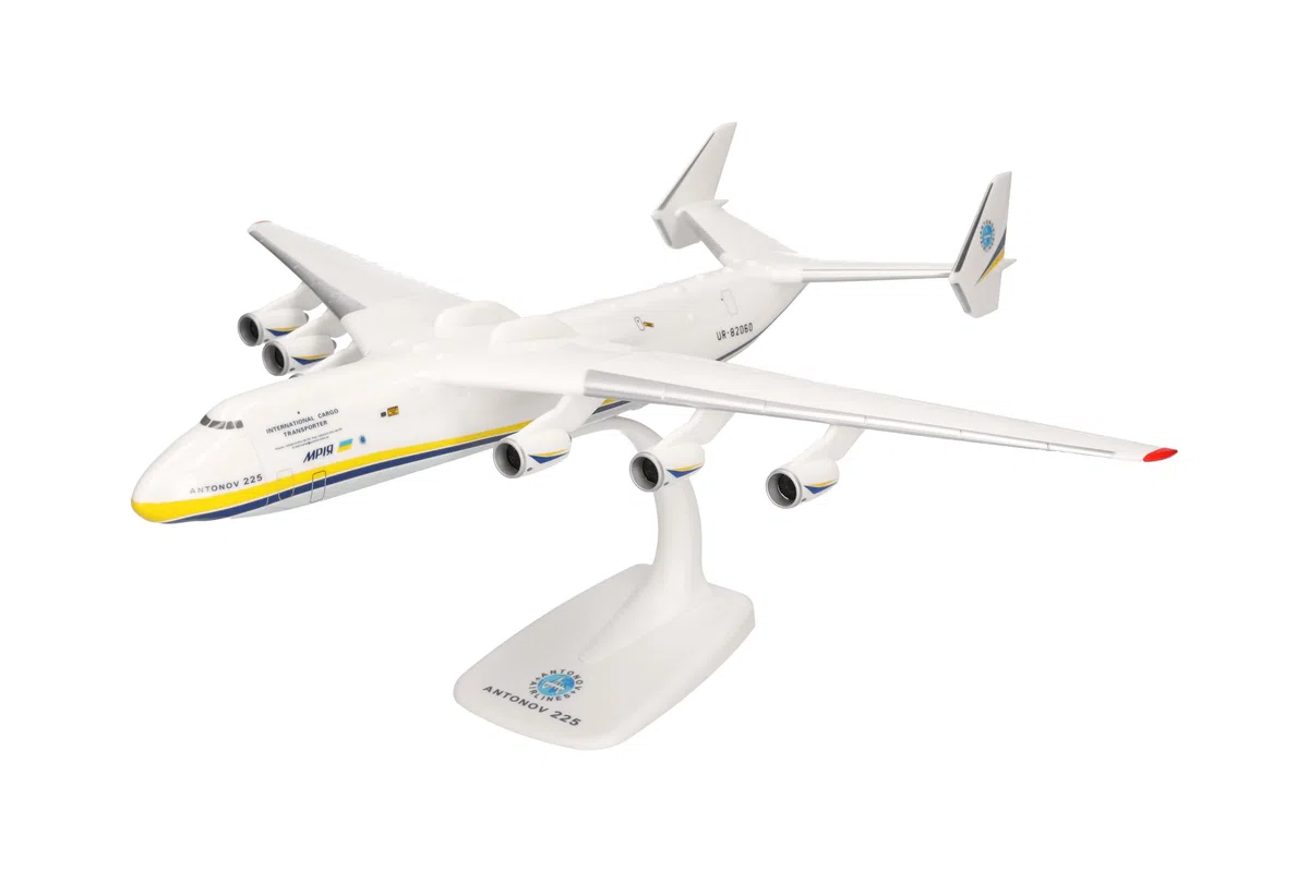 Herpa modello di aereo Antonov Airlines Antonov AN-225 "Mriya", in scala 1:250 - Snap-Fit, pezzo da collezione, miniatura deco, statuetta con supporto in plastica