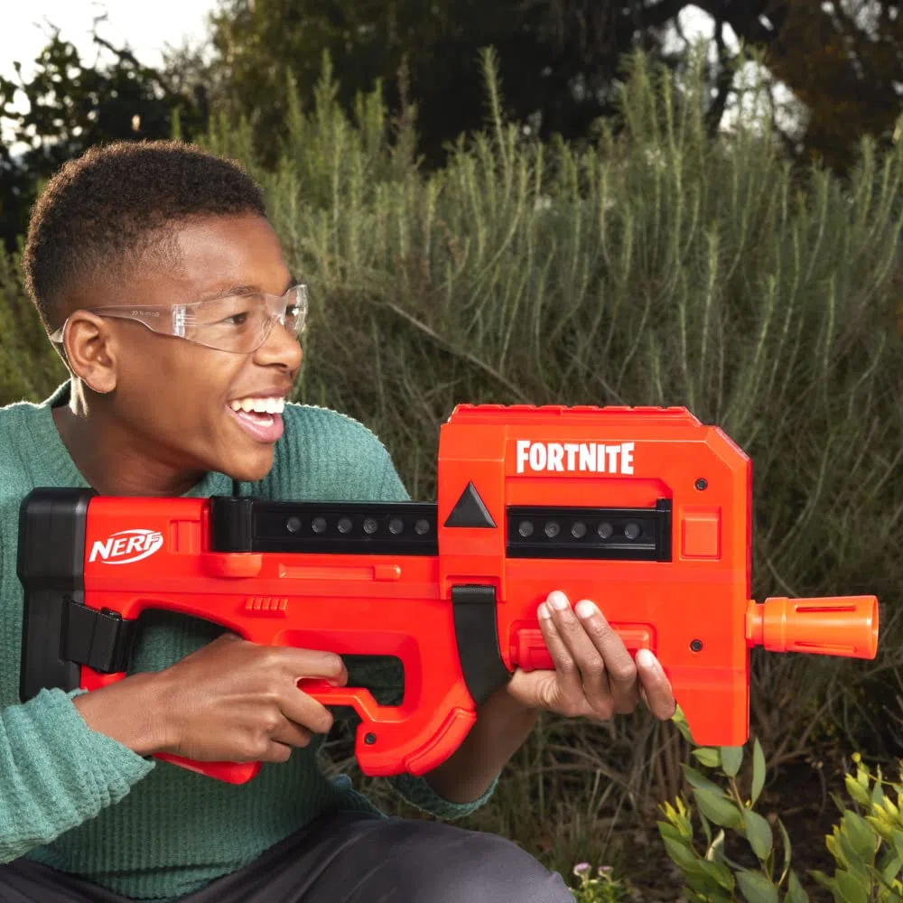 Nerf Fortnite, Compact SMG, blaster lancia dardi motorizzato, Ultra Red Wrap, caricatore interno con 8 dardi, contiene 8 dardi Nerf Elite in gommapiuma
