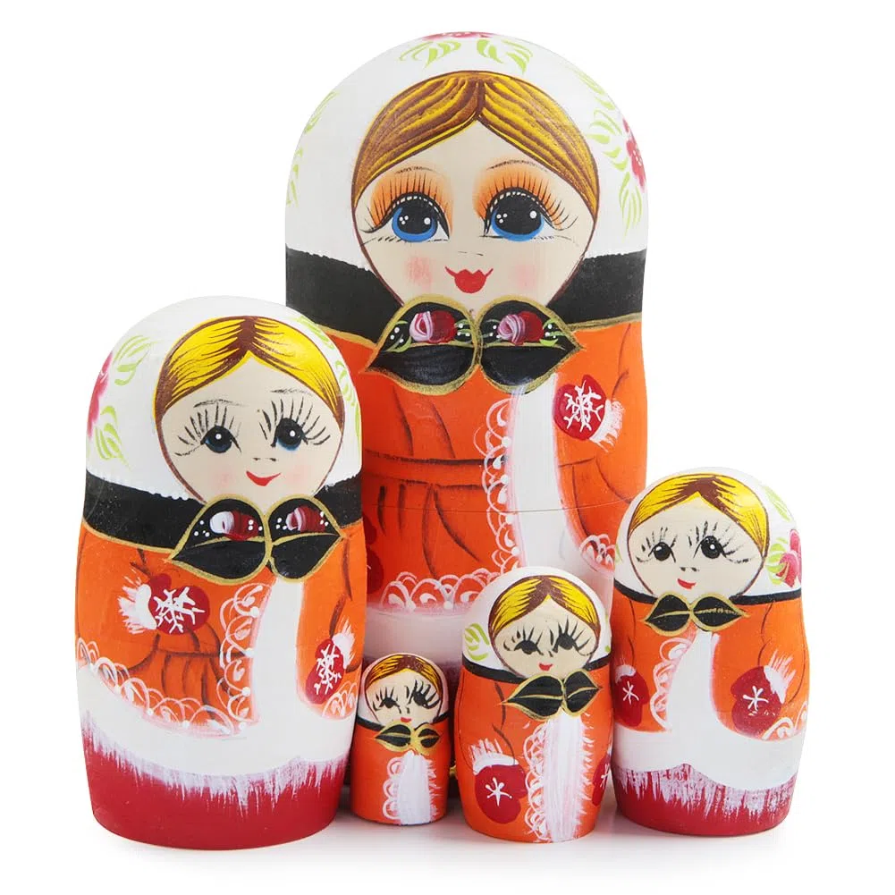 Set di 5 bambole russe Matrioska "Ragazza con fiori arancioni", raffigurante una ragazza tradizionale che indossa guanti. Decorazione da impilare, per un compleanno o una festa di