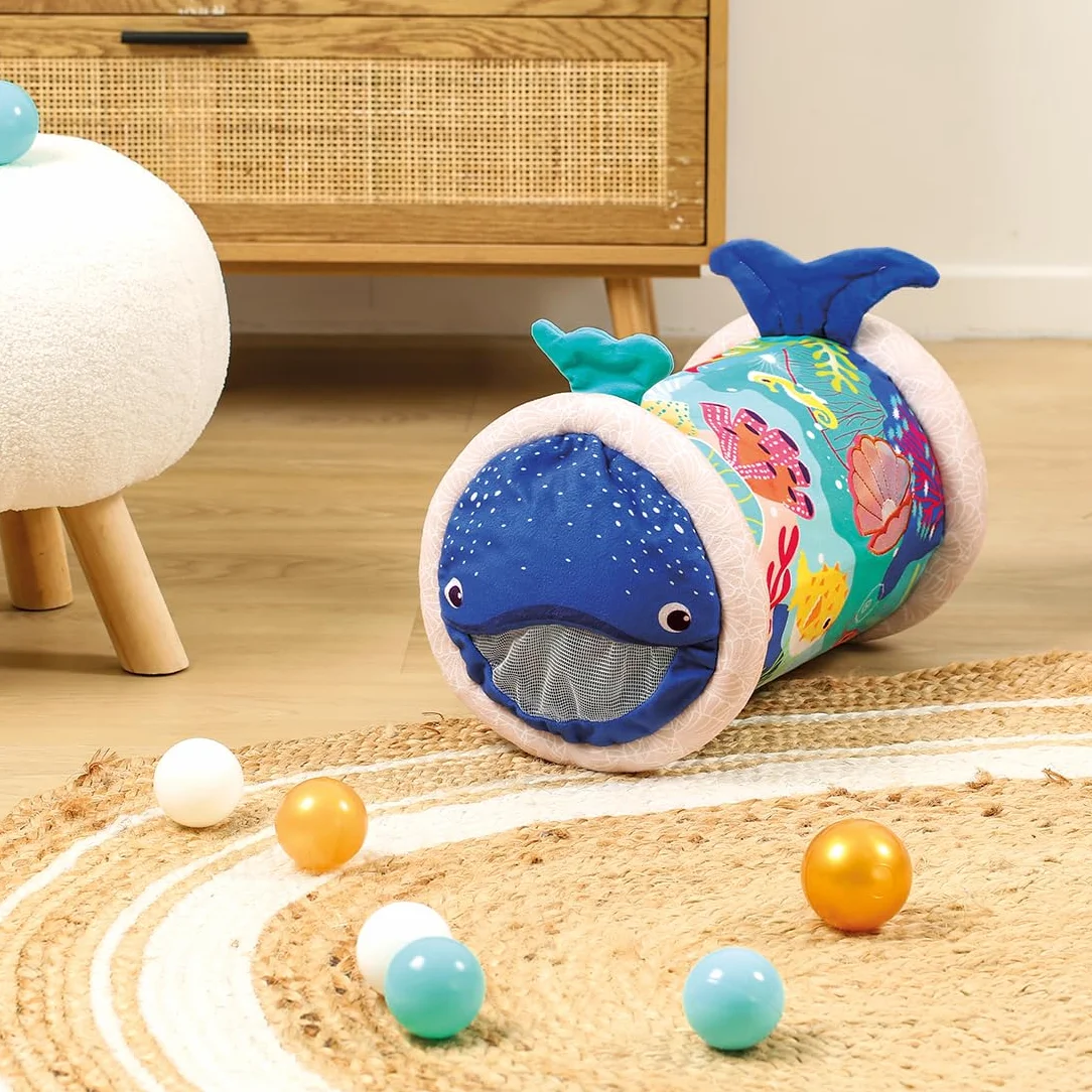 LUDI – Baby Roller Balena – Rullo Gonfiabile per attività – 6 attività sensoriali – Sviluppo motorio e coordinamento – a Partire dai 6 Mesi – 45 x 30 cm
