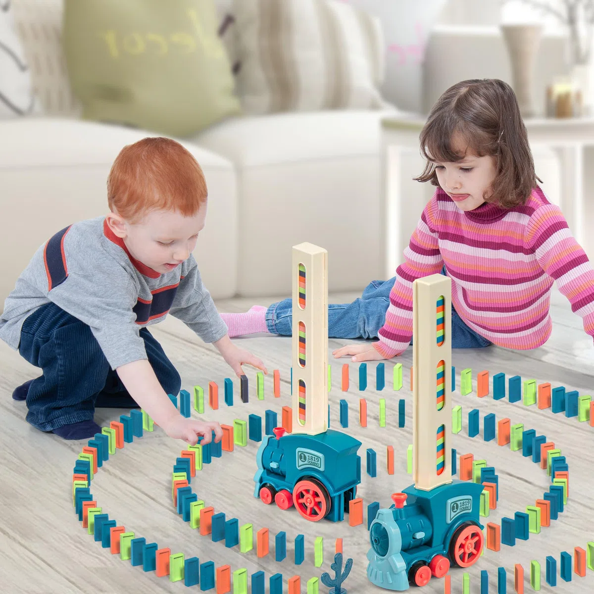 Tren Elettrrico Domino, 200 Pezzi Treno Elettrrico Bambini, Domino Bambini Automatico Treno di Posizione con Luci e Musica, per Ragazze e Ragazzi 3 Anni e Più
