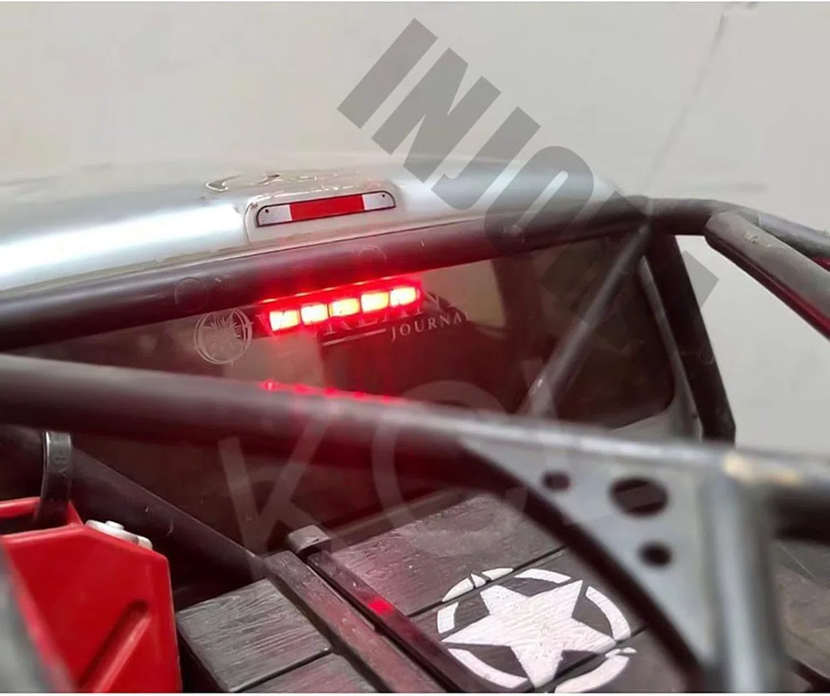 INJORA RC Luci a LED 2pz RC Lampada di Arresto della Luce di Arresto della Luce di frenata esaltato per 1/10 RC Crawler Axial SCX10 90046 Wraith RR10 Traxxas TRX-4 D90 Tamiya (32mm)
