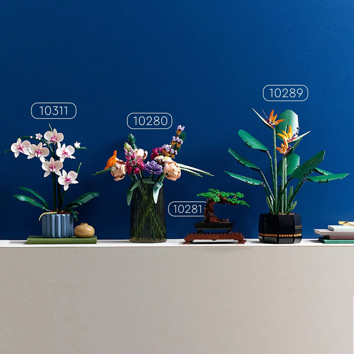 LEGO Botanicals Orchidea - Pianta Artificiale da Costruire per Adulti - Fiori Finti e Vaso da Interno per Decorazione di Casa o dell'Ufficio - Idee Regalo per Donna o Uomo da Collezione - 10311