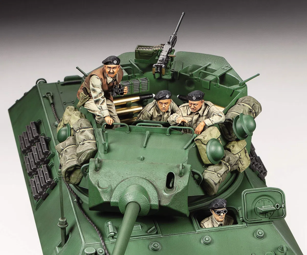 TAMIYA 35366 Militare 35366-1:35 British M10 IIC Achille, modellismo, kit di costruzione in plastica, non verniciato
