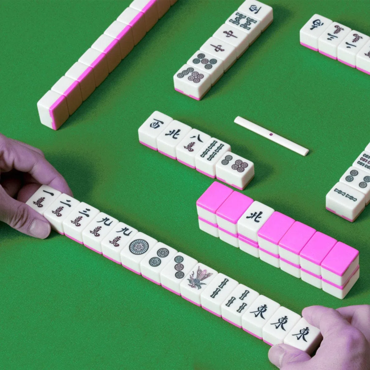 Mahjong Gioco da Tavolo, Gioco, Mahjong Bandiere, Giochi Tradizionali Cinesi Set di Giochi Mahjong, 144 Piastrelle Rosa incise, Regali in Stile Cinese per Giochi di società