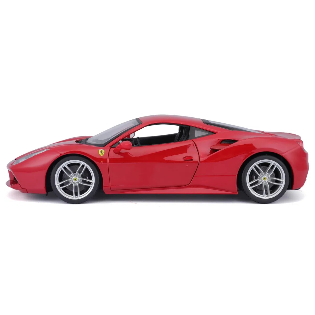 Auto 1:18 Burago Ferrari 488 GTB 16008