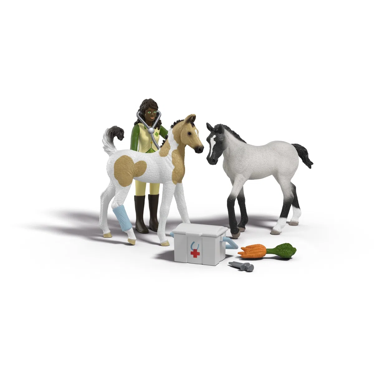 SCHLEICH HORSE CLUB | Kit di primo soccorso di Sarah 42777 | Con 2 puledri, figura di Sarah e accessori | giocattolo educativo per bambini dai 5 anni | set di 8 pezzi