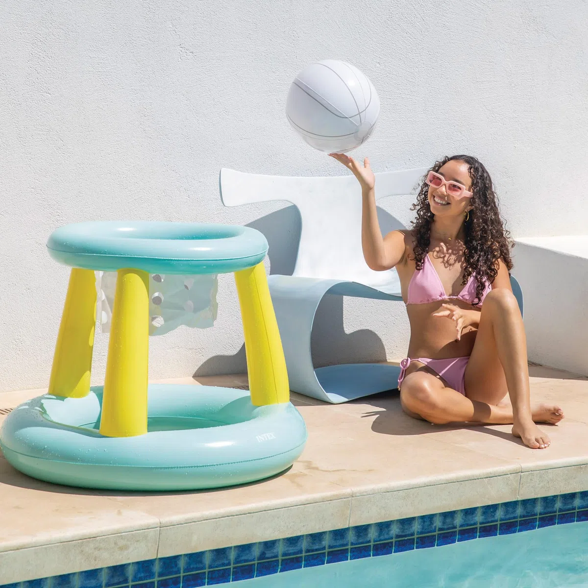 Intex Set gonfiabile per pallacanestro acquatico, Mini cestino per bambini, con pallone gonfiabile, per piscina, giocattolo d'acqua, kit di riparazione, +6 anni