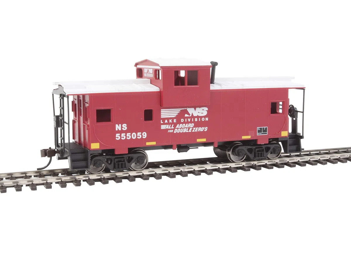 Walthers Trainline - Caboosa a visione ampia, pronta per l'esecuzione, Norfolk Southern (rosso, bianco) 931-1527 HO Scale Model Railroad - Modello merci