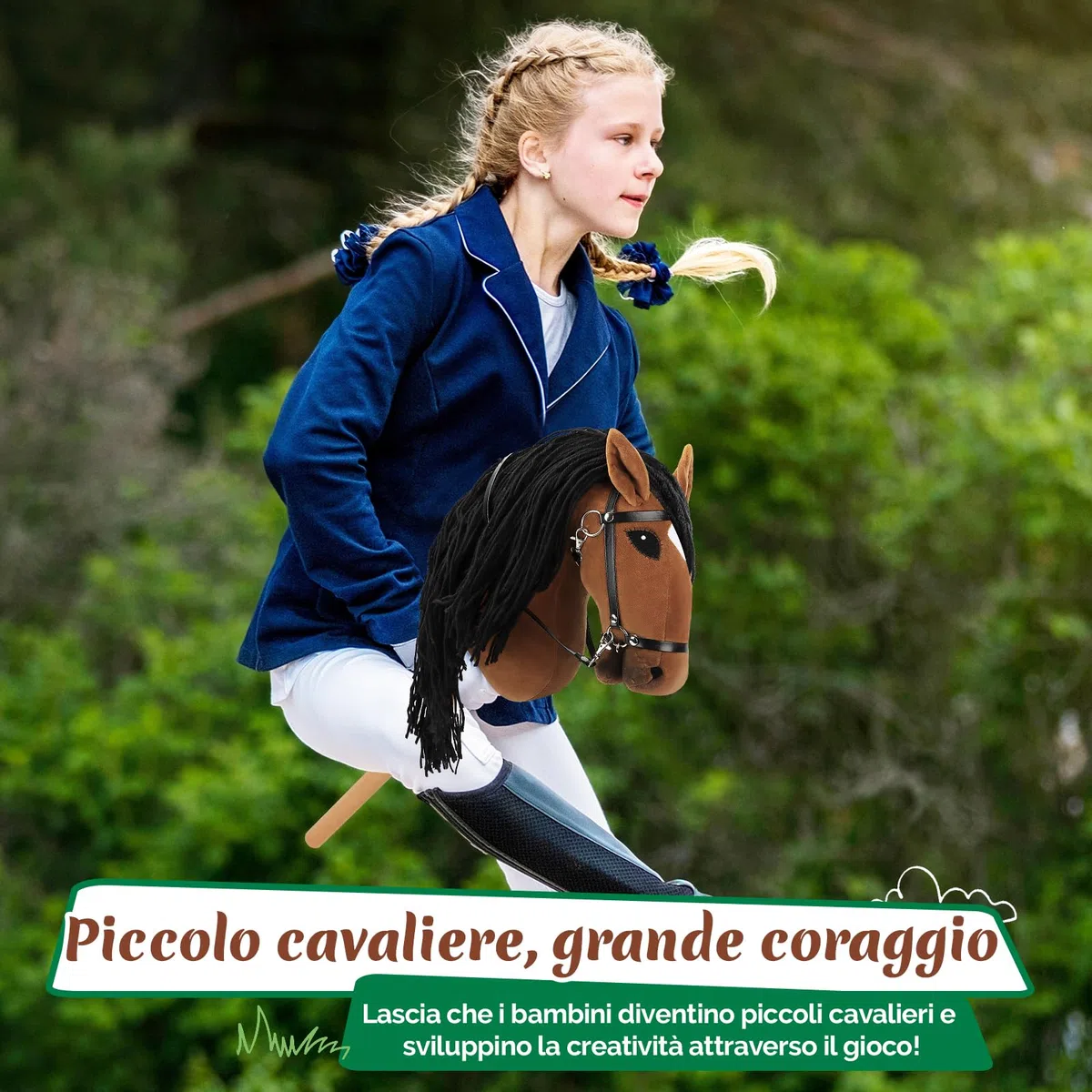 Charmofun Hobby Horse, Cavallo con Bastone per Bambini con Testa A3, Morbido Halter in Peluche, Coda Fluente e Cinghia Regolabile, Ideale per Gioco e Regalo (Marrone)
