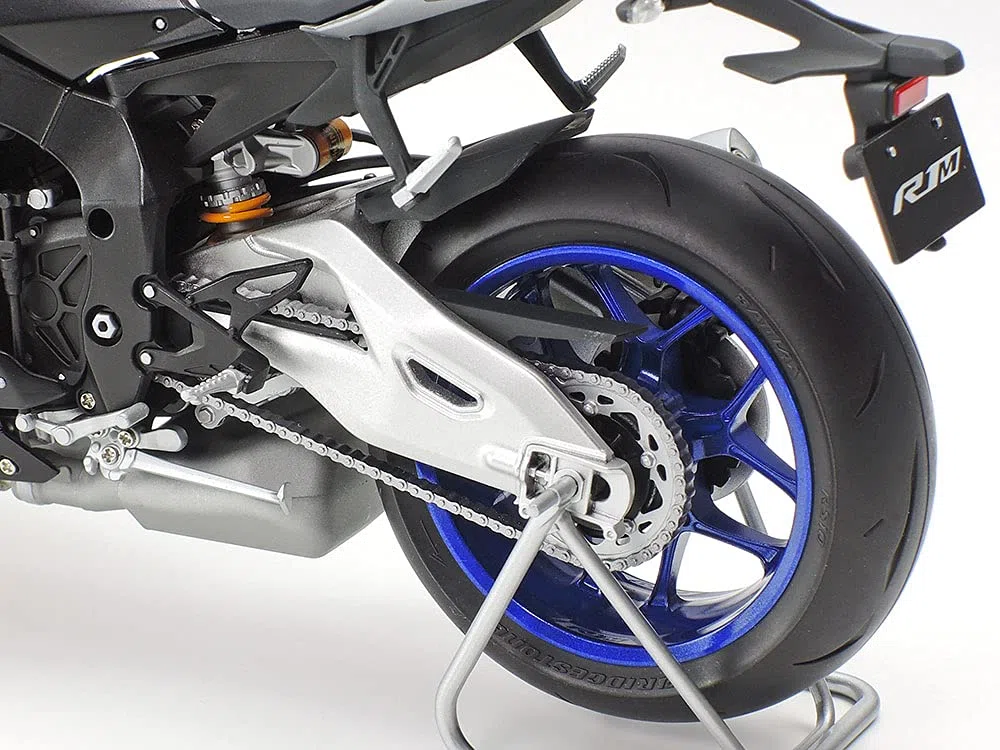 TAMIYA 14133 – 1:12 Yamaha YZF-R1M, kit di costruzione in plastica, hobby, artigianato, incollaggio, modello, modello, assemblaggio, non verniciato