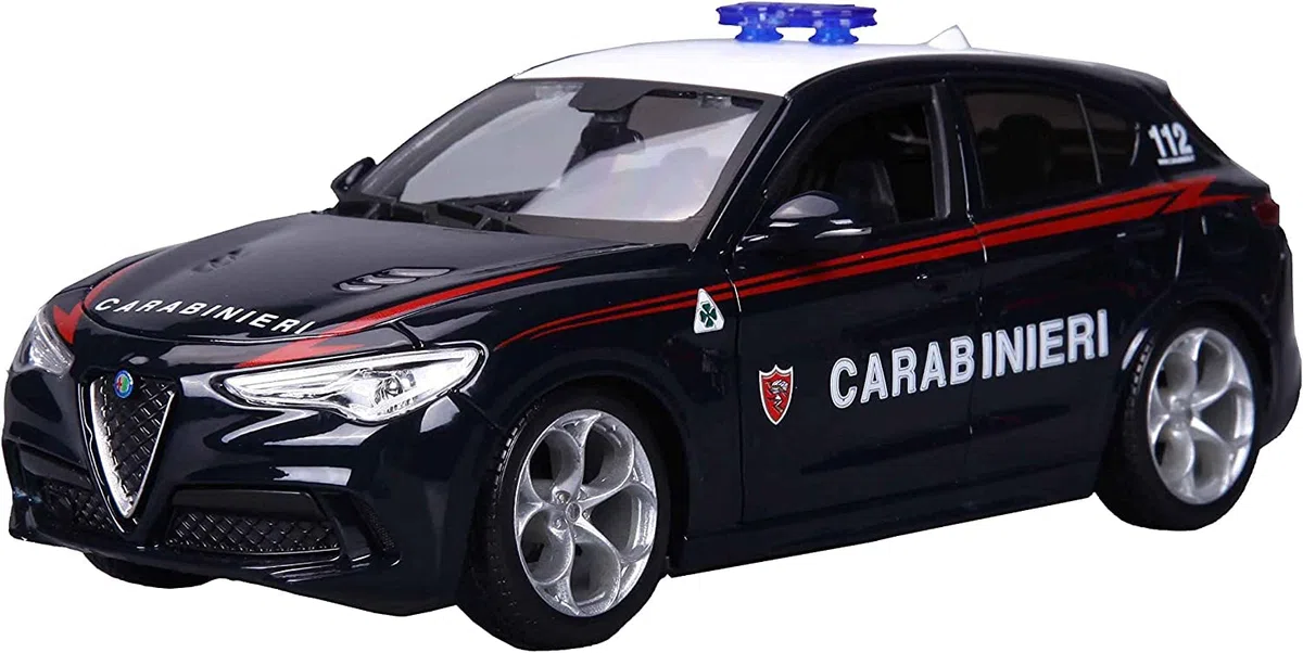 Brago Italia Carrozzina Polizia Mini 1/24 Alfa Romeo Stelbio 2017 Calavieri [Importazione Parallela]