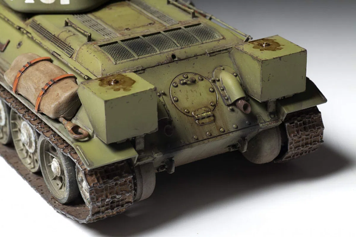 Zvezda 3686 T-34/76 mod.1942, Scala 1/35, Plastic Model Kit