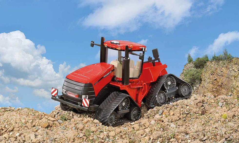 Siku 3275, Trattore cingolato Case IH Quadtrac 600, 1:32, Metallo/Plastica, Rosso, Giunto snodato funzionale e gancio di traino posteriore