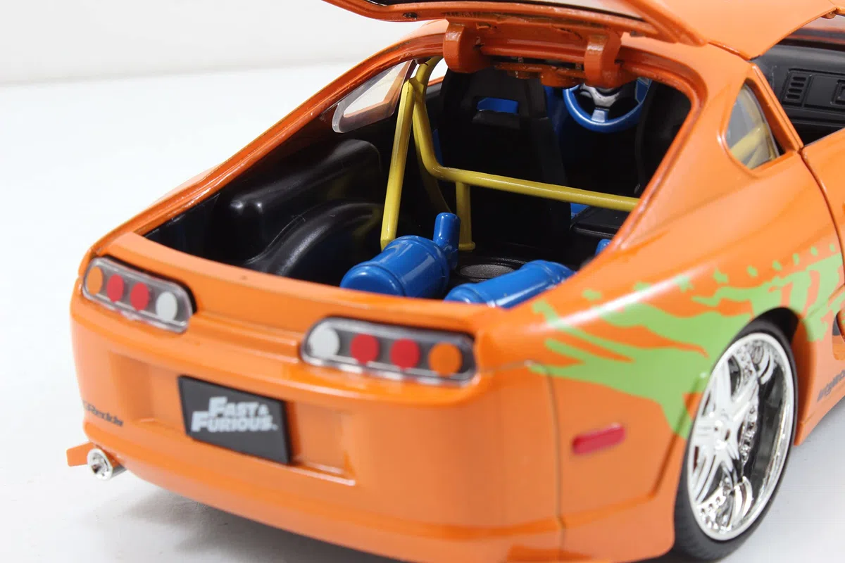 Jada TOYS - Fast & Furious 1995 Toyota Supra In Scala 1:24 Die-cast, + 8 Anni, 253203005