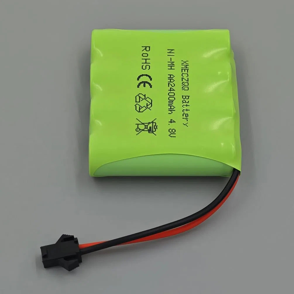 Batteria NiMH 4,8 V 2400 mAh, 2 batterie Backup RC con spina SM, adatta per giocattoli di controllo remoto come auto telecomandate, veicoli ingegneri radiocomandati, robot radiocomandati, ecc.