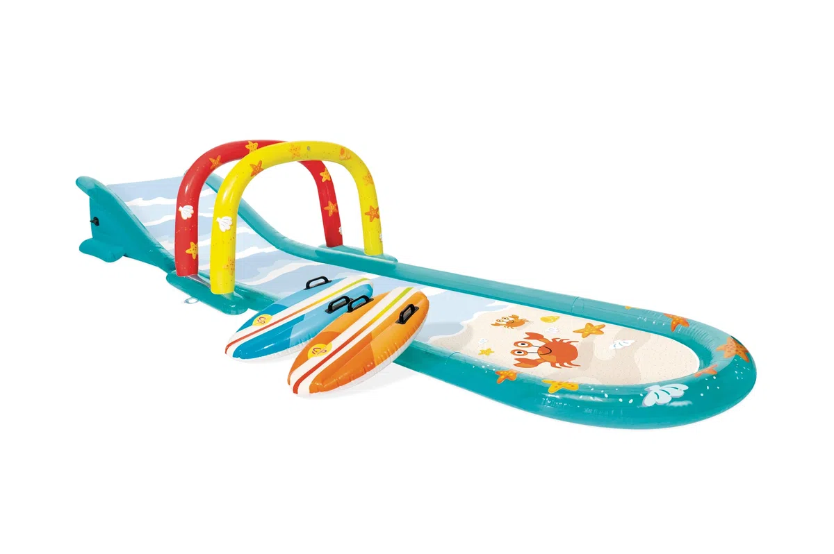 INTEX Scivolo gonfiabile per surf: include due surfisti gonfiabili, spruzzatore d'acqua integrato, 561,3 x 137,2 x 99,1 cm, età 6+