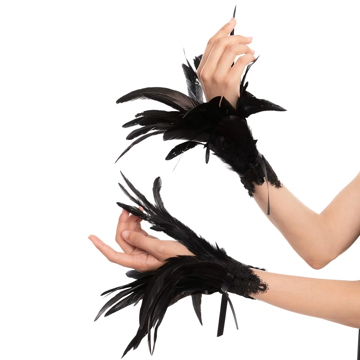 Spooktacular Creations Set di accessori Black Evil Queen con corno, scialle di piume e polsini di piume per Halloween Cosplay Party Gothic Crow Costume Dress Up