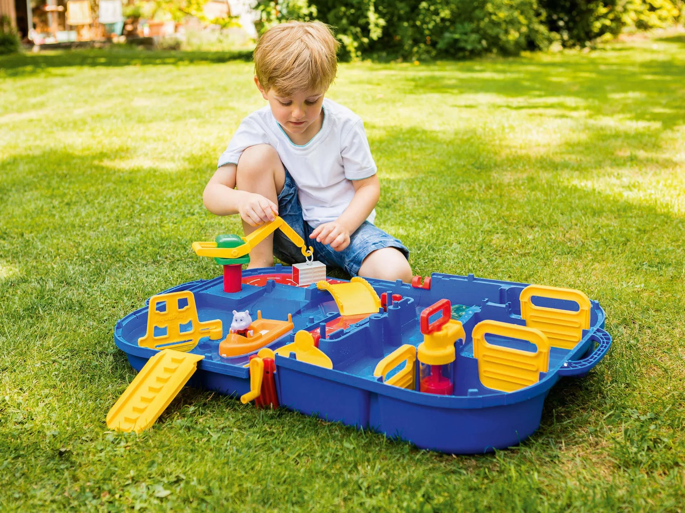 BIG Aquaplay - Lockbox Circuito Acquatico, 8700001516, + 3 Anni, con 27 Pezzi e Playset Incluso 1 Wilma Hippo, Auto Anfibio e Barca Portacontainer
