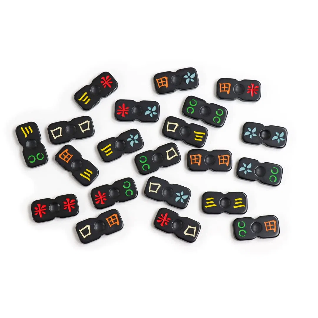 Bananagrams Inc , Cobra Paw , Board Game , Ages 5+ , 2-6 Players , 5-15 Minute Playing Time