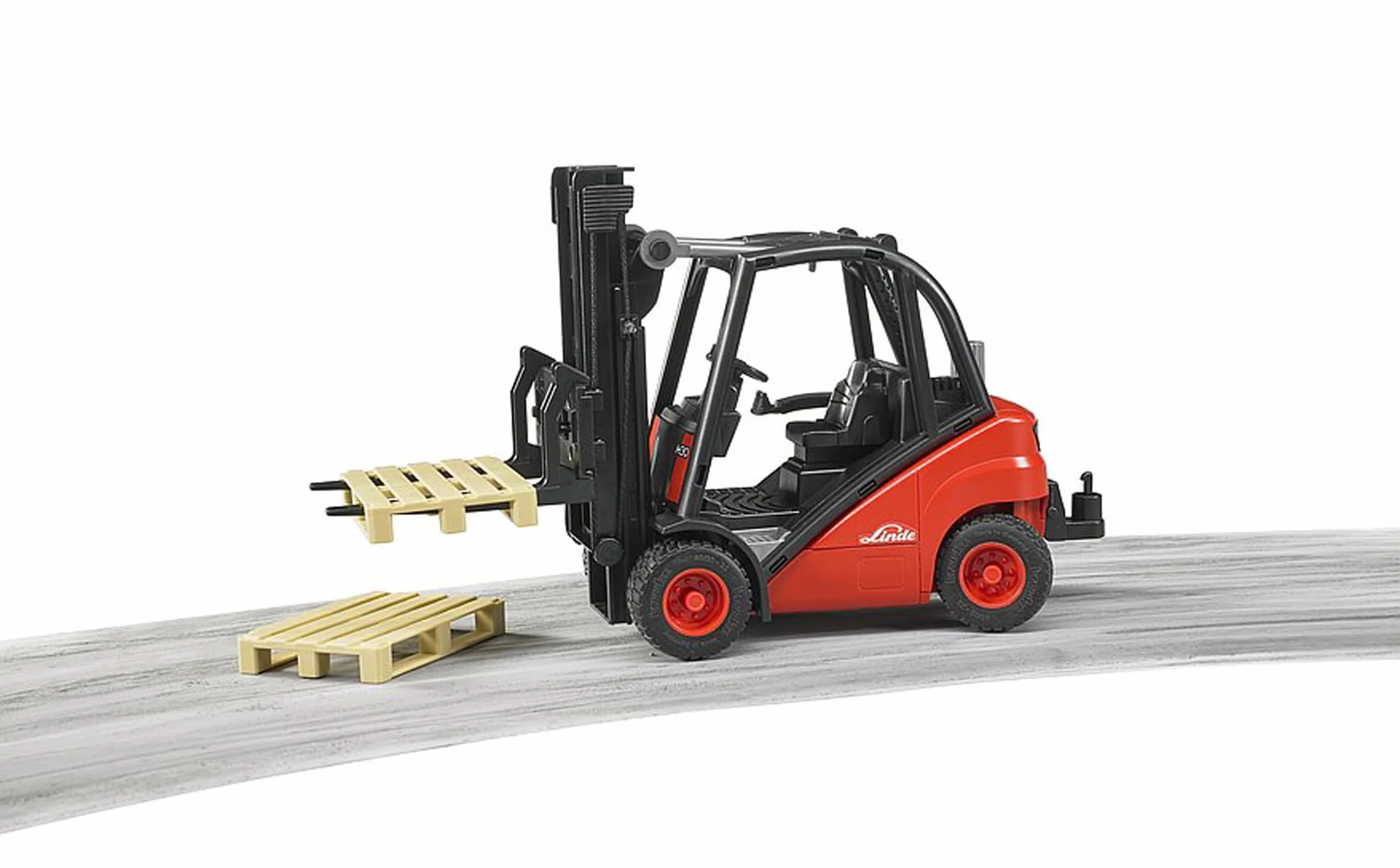 bruder 02511 - Carrello elevatore Linde H30D con gancio di traino, 2 pallet, carrello elevatore, veicoli, spedizioni e logistica