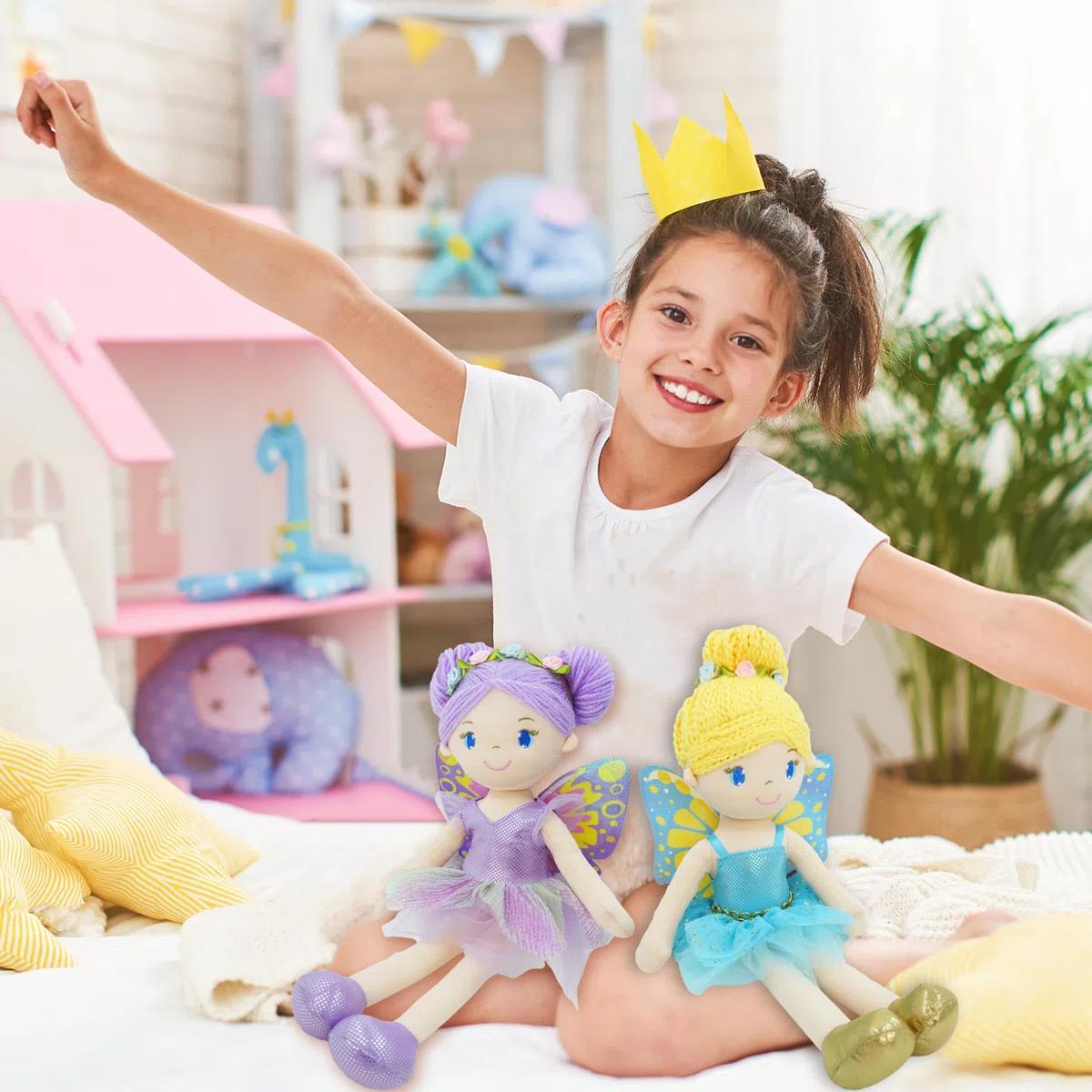 Yaritza - Bambola fatata incantata da 40 cm, morbida bambola di peluche, regalo per ragazza, vestito viola e ali