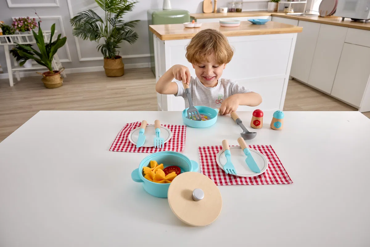 Hape Set per Cucinare e servire