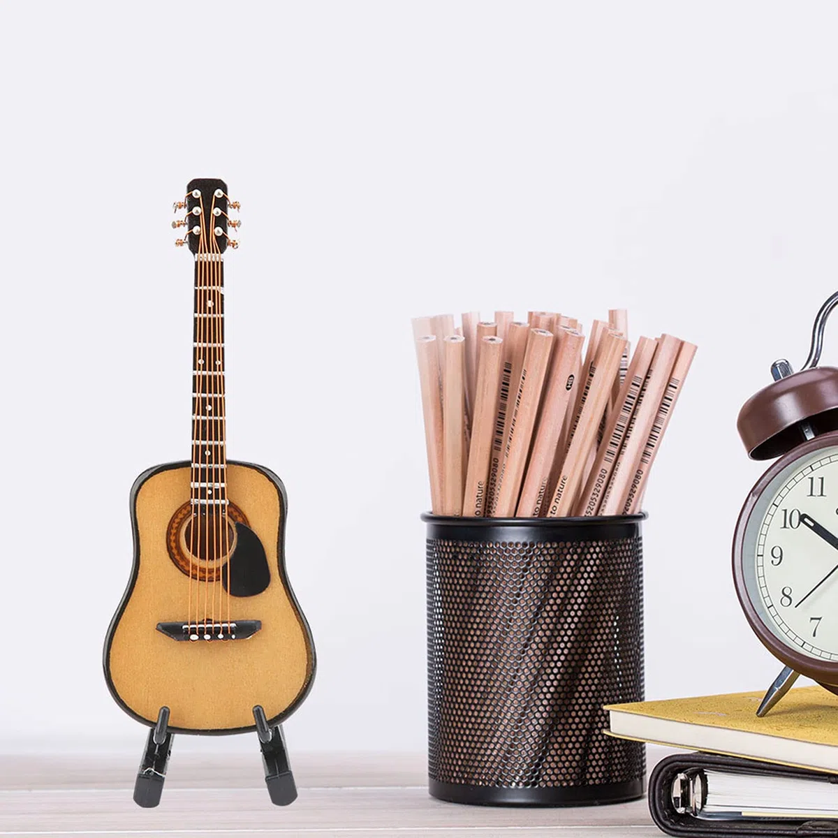 Axman Chitarre in Miniatura, Display Mini Ornamenti Craft Home Chitarra Decorazioni per Torte Decor (10 cm) Modello di Chitarra in Miniatura in Legno (10 CENTIMETRI)