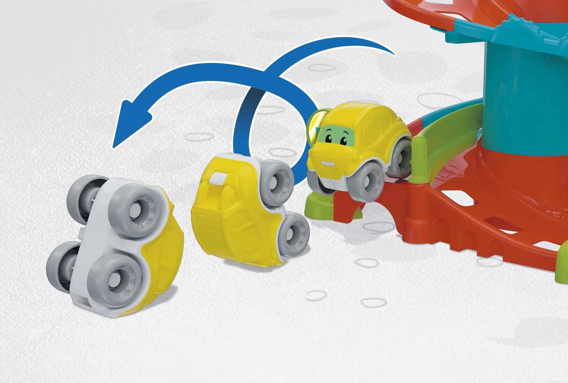 Baby Clementoni - Fun Garage Baby Track, Box e Pista Macchinine per Bambini 18+ Mesi, con 1 Macchinina, Gioco Prima Infanzia Made in Italy, Linea Play For Future, Stimola Manualità e Curiosità, 17404
