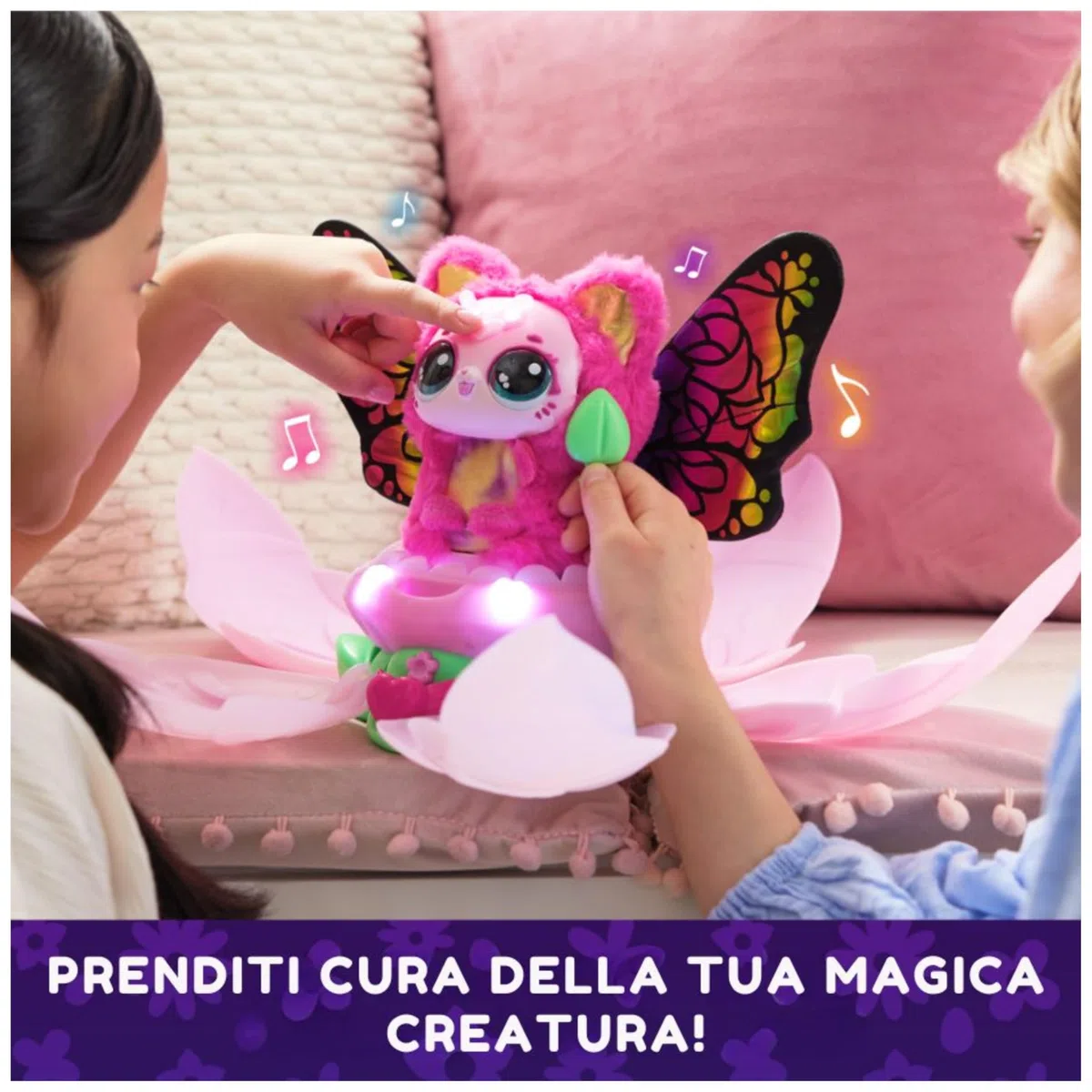 BLOOMABLES, Peluche Interattivo, Fiore che Sboccia e si Trasforma, Trasformazione Ripetibile, Oltre 100 Suoni e Reazioni (Modelli Assortiti) | Giocattolo per Bambine e Bambini dai 4 anni in su