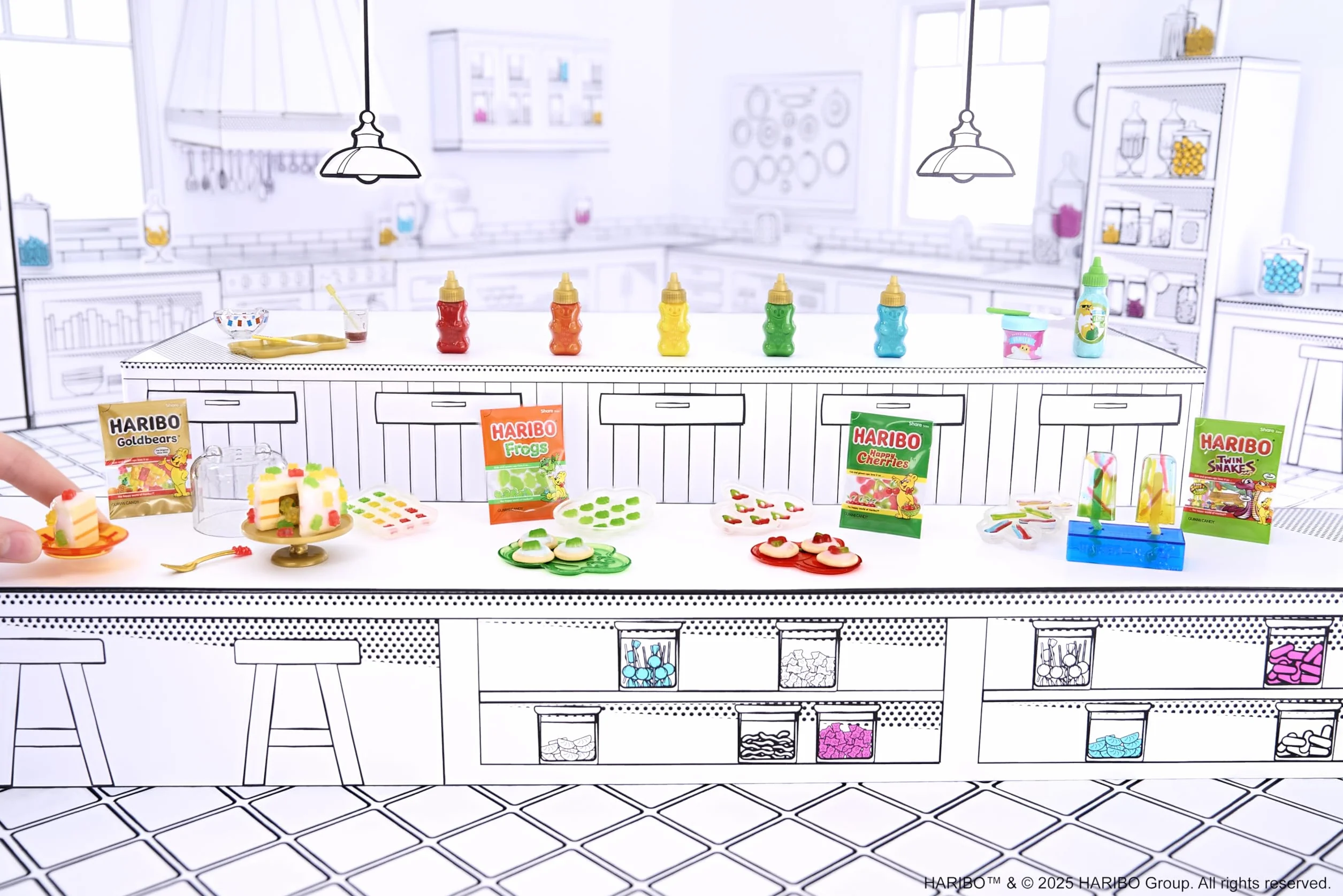MGA's Miniverse Make It Mini Haribo Multipack - Miniature Collezionabili, Giochi in Resina Fai Da Te, Creazioni da Mescolare e Abbinare, NON Commestibili - Per Collezionisti, Età 8+
