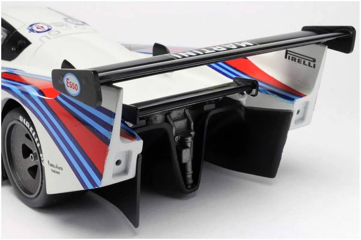 Italeri 3641 Lancia LC2 Campionato Mondiale Sport Prototipi Scala 1:24, modellismo, Model Kit, Automobili, plastica
