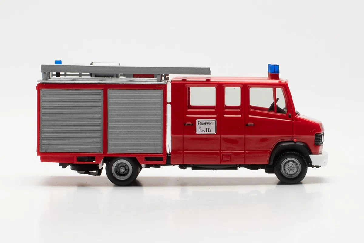 Herpa Basic modello di camion Mercedes-Benz T2 LF 8/6 "vigili del fuoco", in scala 1:87, modello base economico, tedesco, statuetta plastica