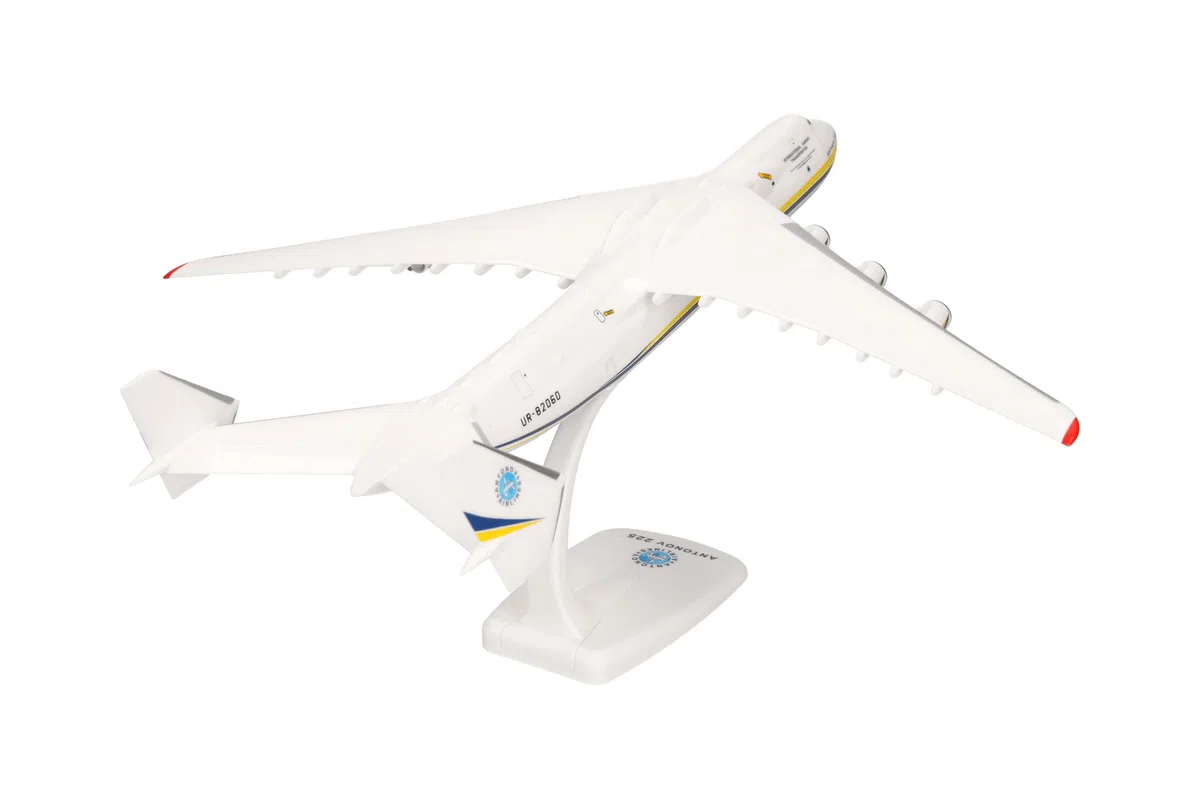 Herpa modello di aereo Antonov Airlines Antonov AN-225 "Mriya", in scala 1:250 - Snap-Fit, pezzo da collezione, miniatura deco, statuetta con supporto in plastica