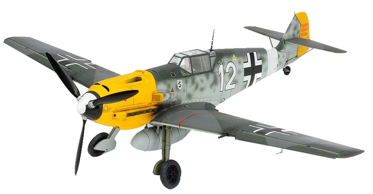 TAMIYA 300061063 – Modellino 1:48 WWII Messerschmitt BF109E-4/7 Trop